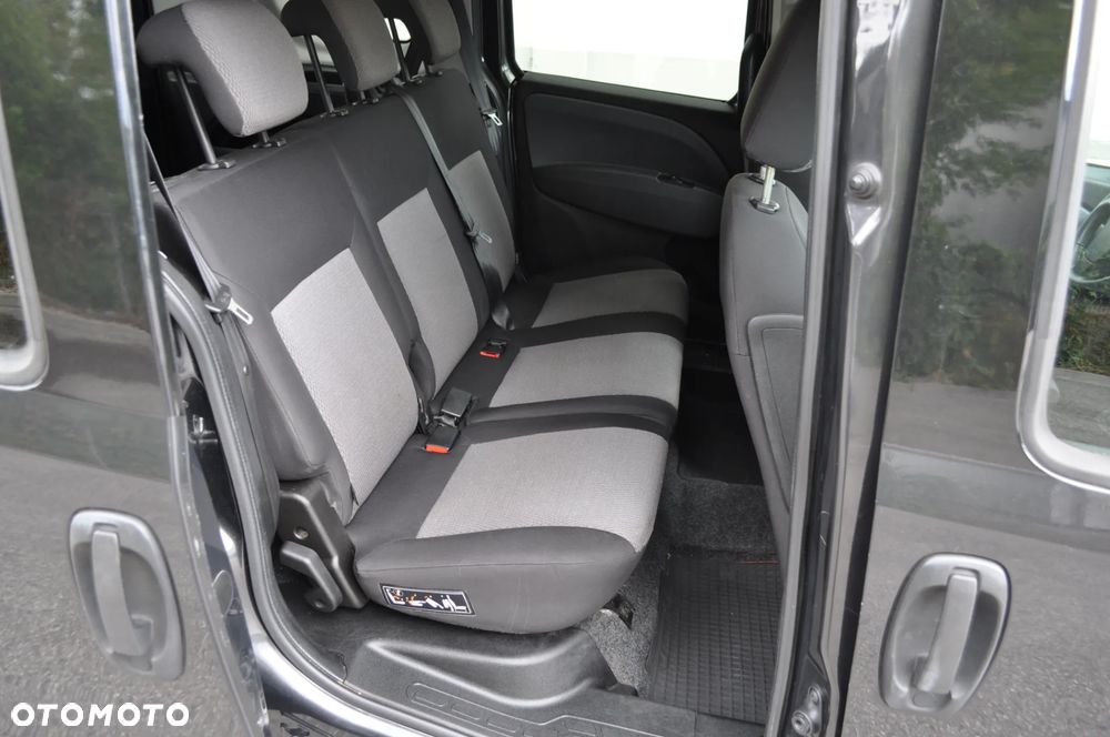 Fiat Doblo 1.4 T-Jet 16V Emotion - 16