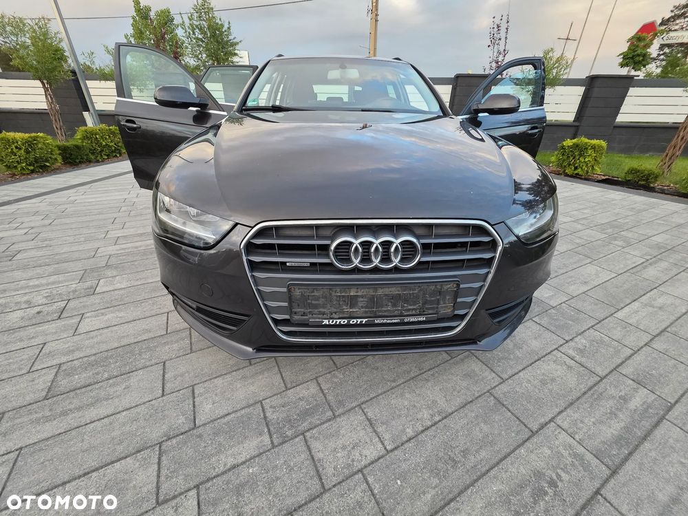 Audi A4 Avant 2.0 TDI DPF quattro S tronic Ambiente - 2