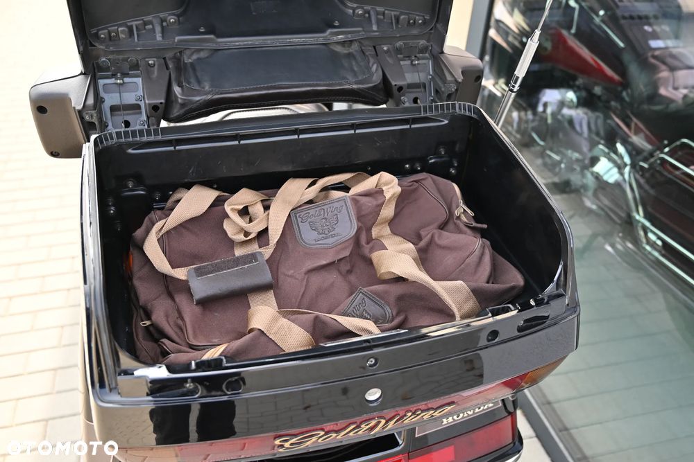 Honda GL - 36