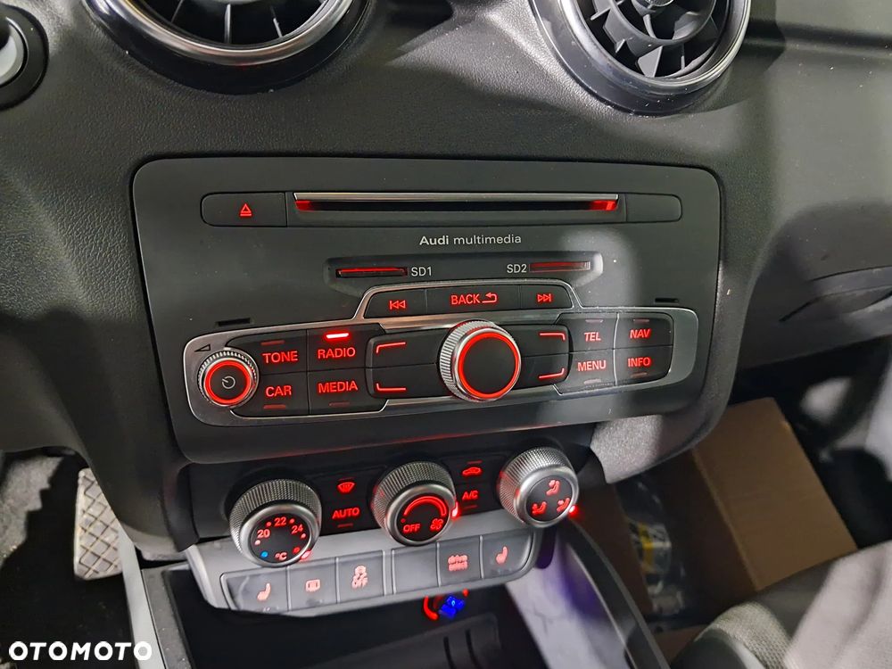 Audi A1 Sportback 1.4 TFSI Design S tronic - 4