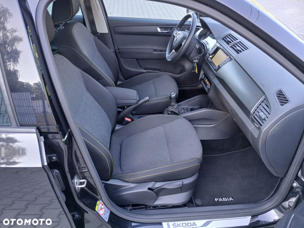 Skoda Fabia 1.0 MPI Soleil - 34