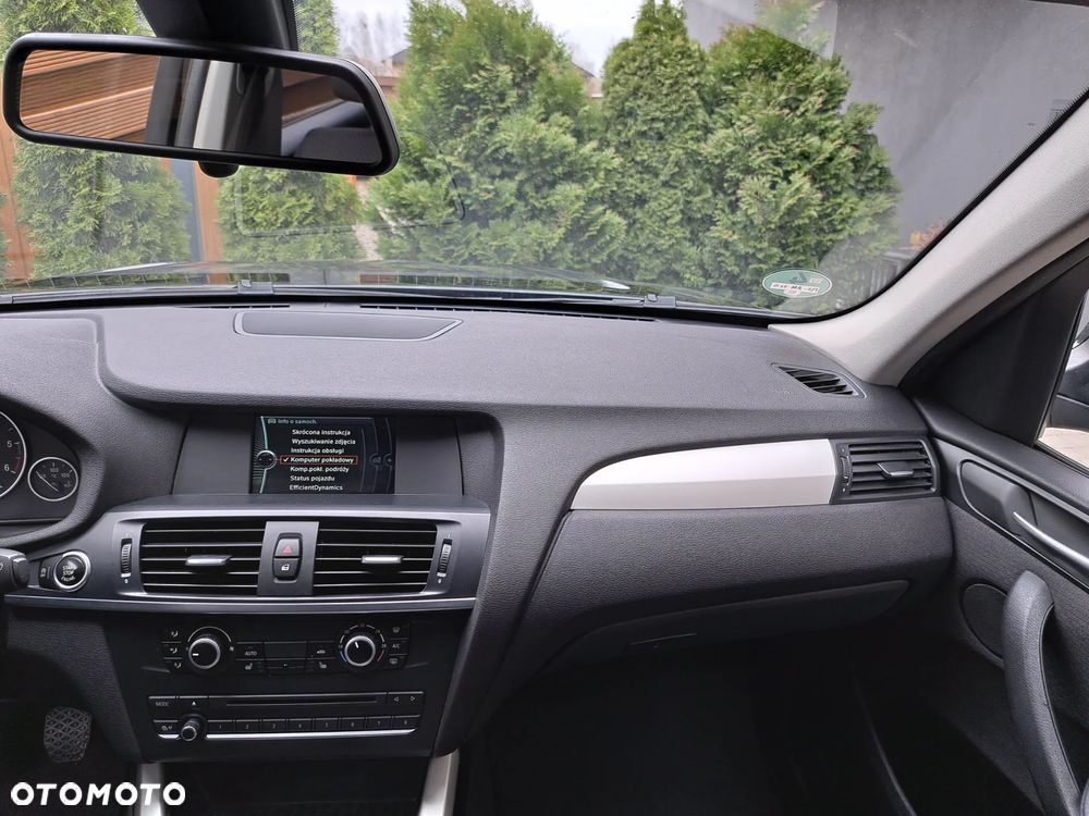BMW X3 xDrive20d - 11