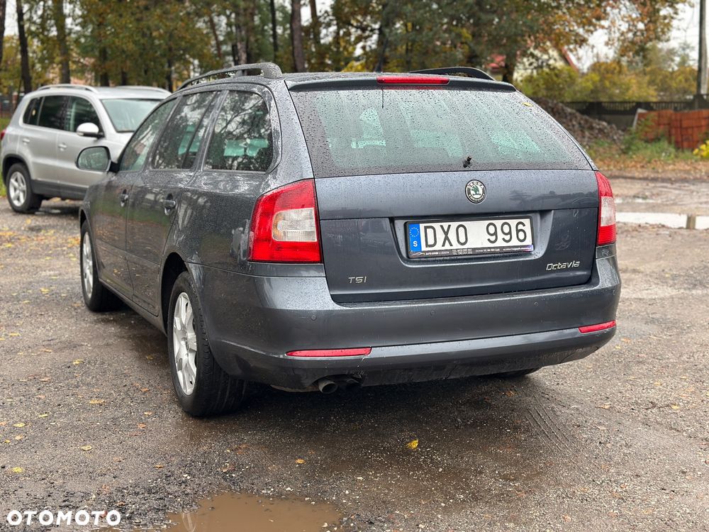 Skoda Octavia 1.4 TSI Ambition - 11