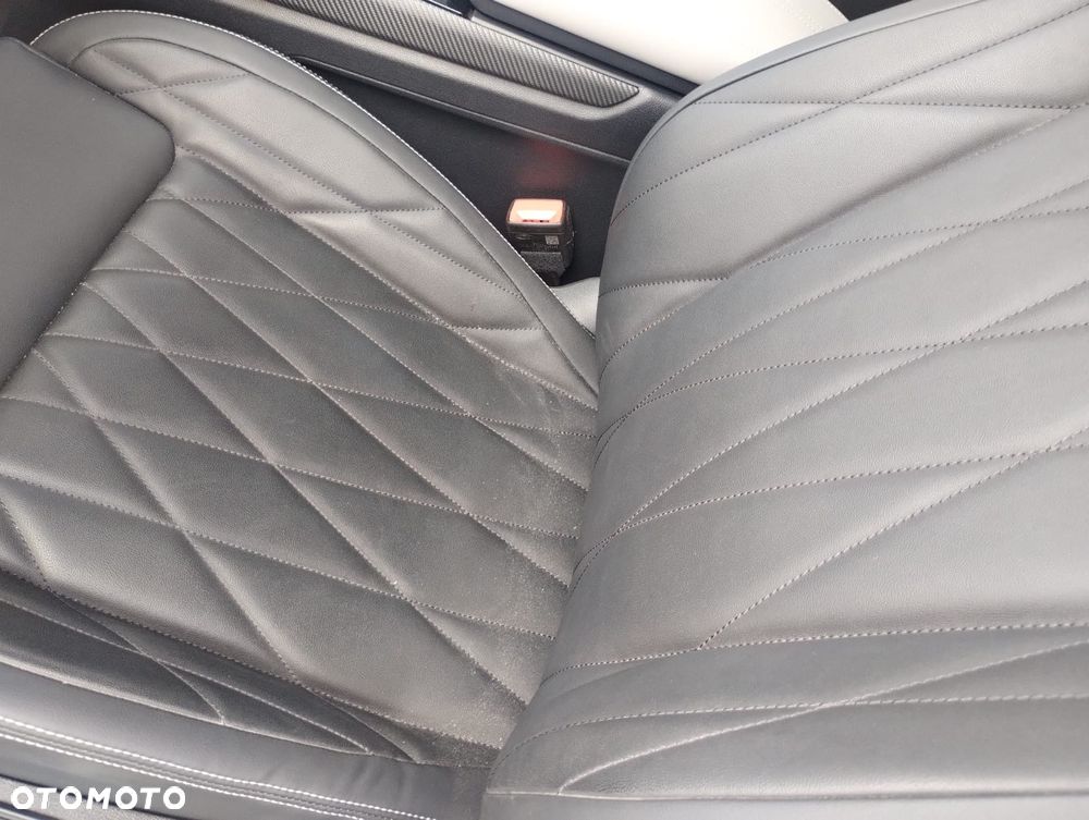 Ford Explorer Elektromotor mit Extended Range RWD 77kWh Premium - 17