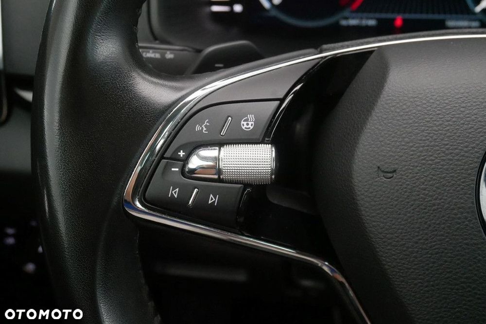 Skoda Karoq 1.5 TSI ACT Selection DSG - 26