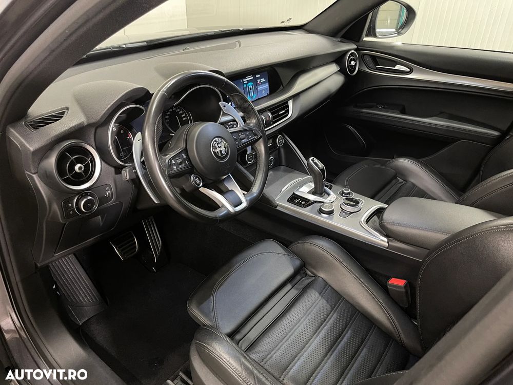Alfa Romeo Stelvio 2022 photo 4