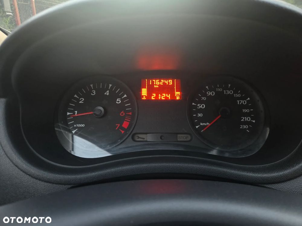 Renault Clio - 24