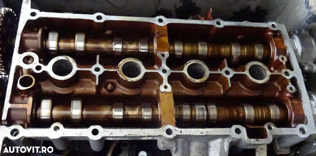 Axe came Volkswagen Passat 1.6 FSI - 1