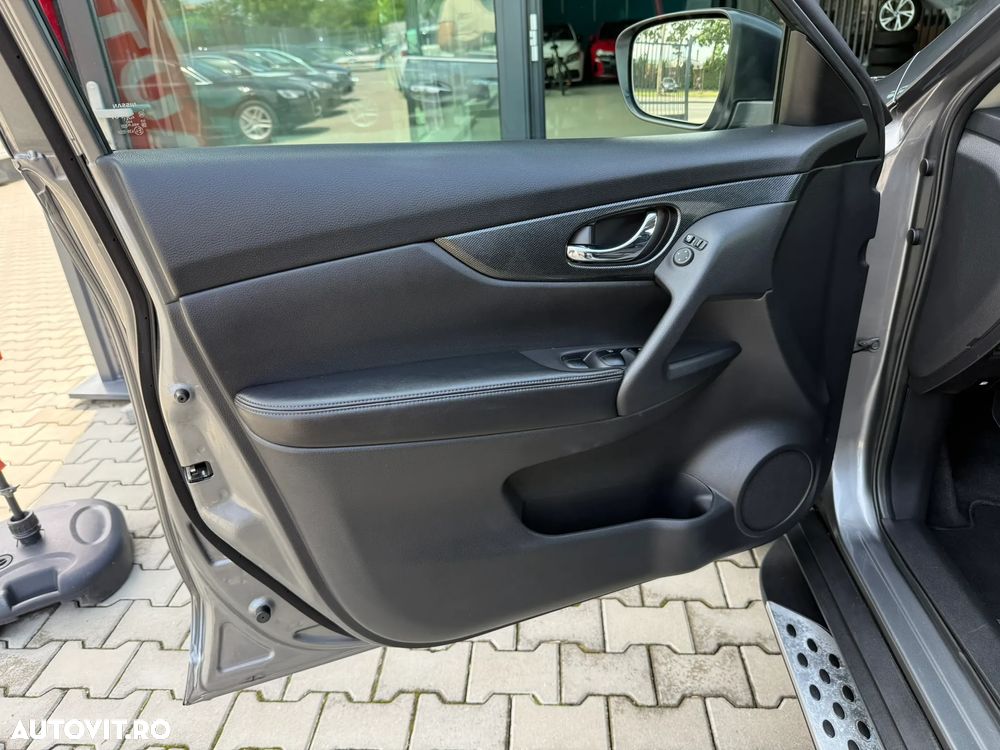 Nissan X-Trail 1.6L dCI Start/Stop XTRONIC Tekna - 19