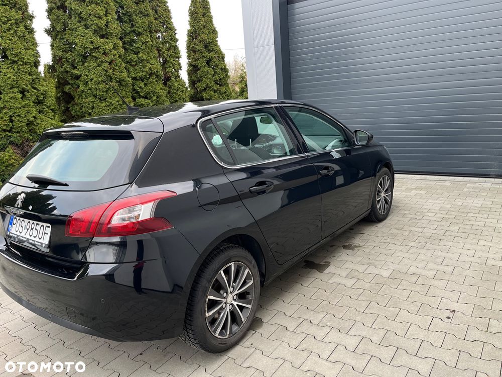 Peugeot 308 1.6 e-HDi Allure S&S - 19