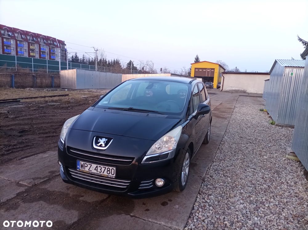 Peugeot 5008 - 4