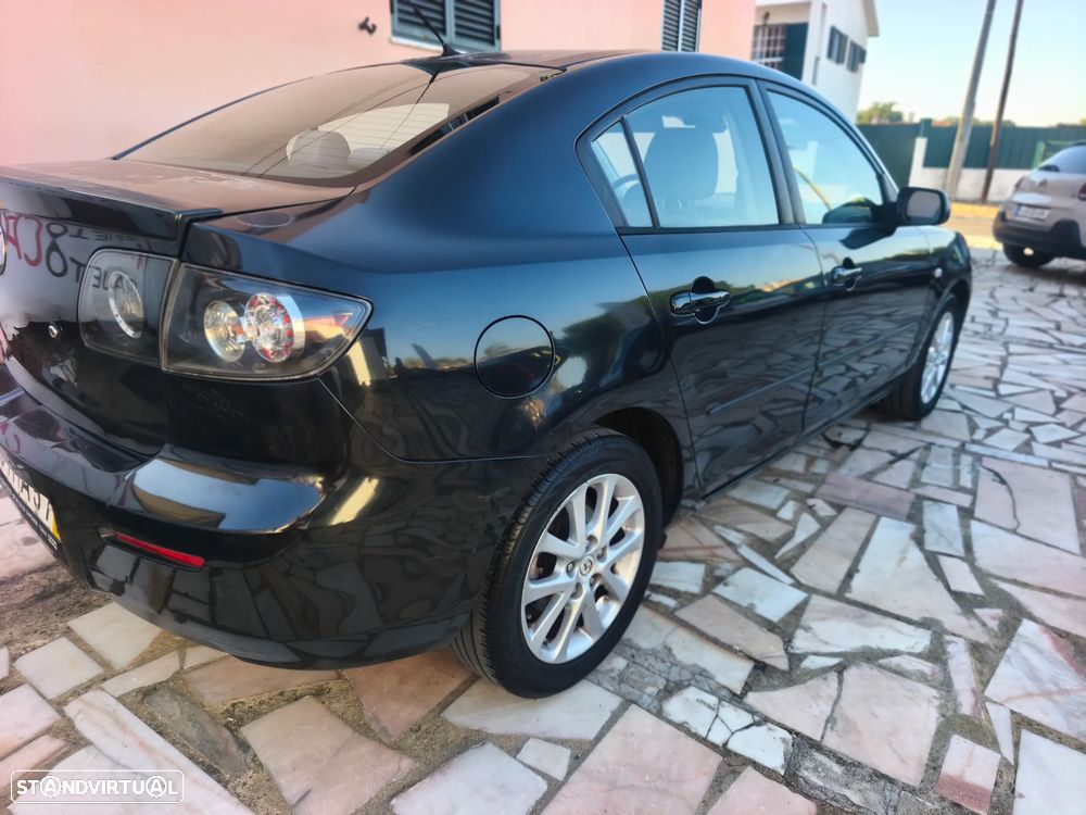 Mazda 3 Hatchback MZ-CD 1.6 Exclusive - 30