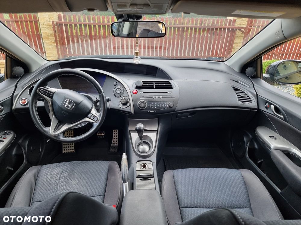 Honda Civic - 9