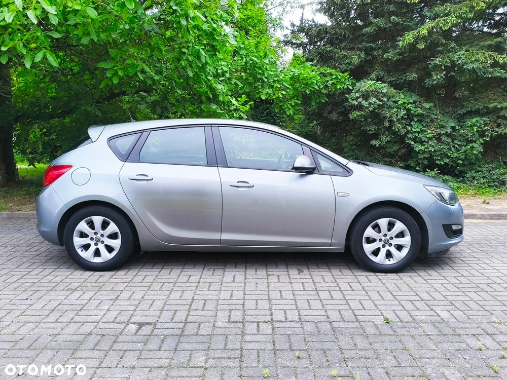 Opel Astra 1.6 Enjoy - 3