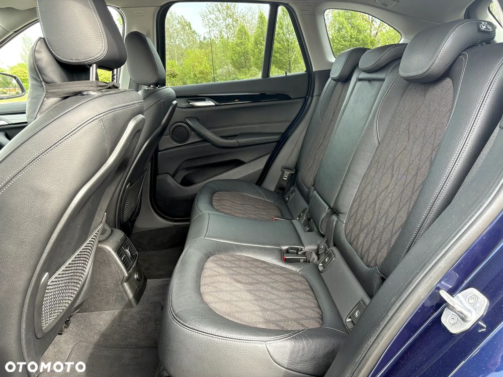 BMW X1 xDrive20d xLine - 26