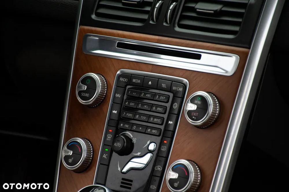 Volvo XC 60 D4 Drive-E Summum - 17