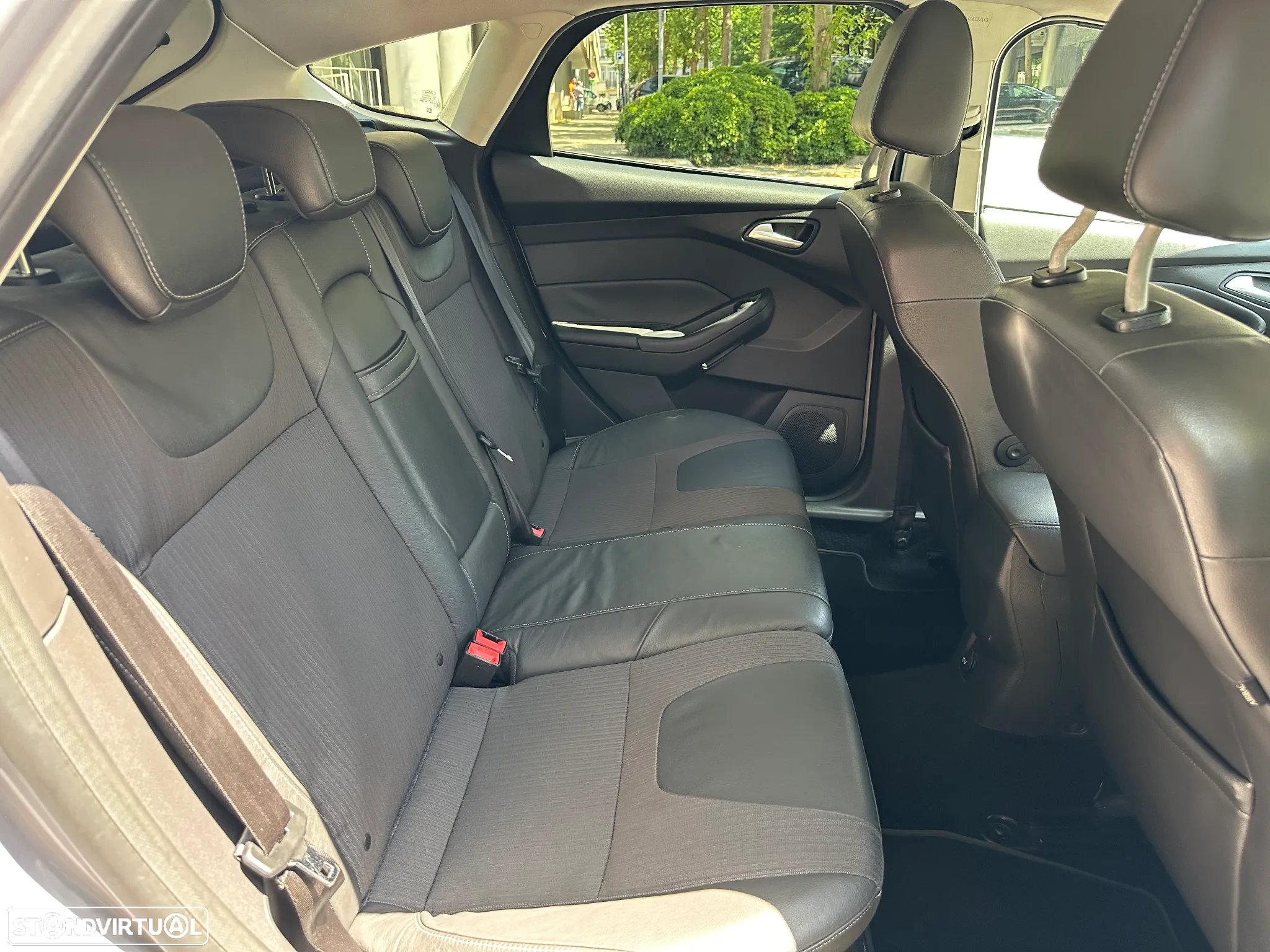 Ford Focus 1.6 TDCi Titanium - 20