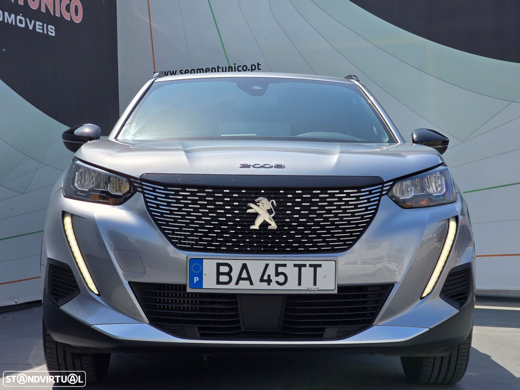 Peugeot 2008 1.2 PureTech Allure Pack EAT8 - 4