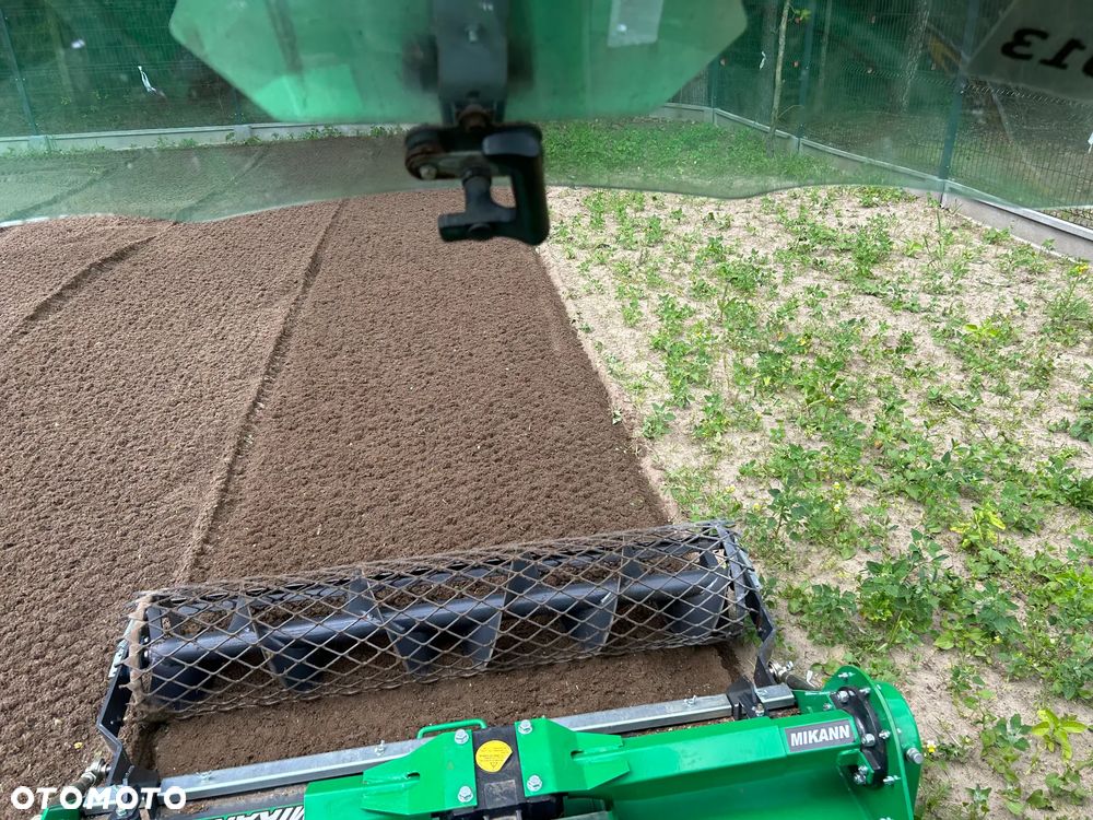 John Deere 3720 - 3