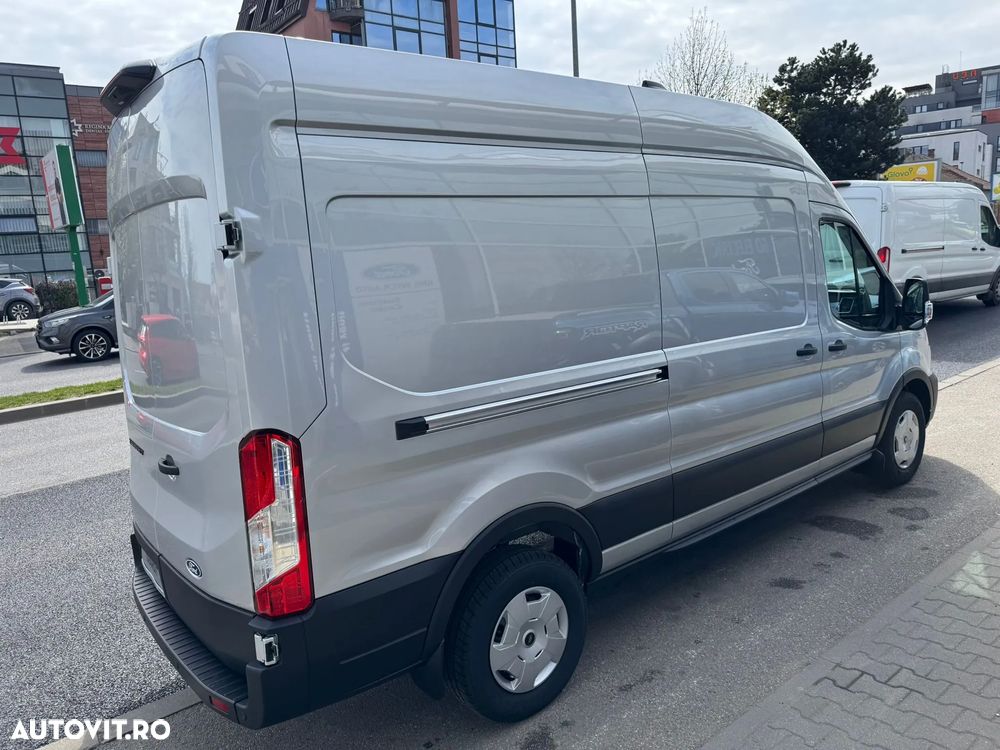 Ford TRANSIT VAN - 12