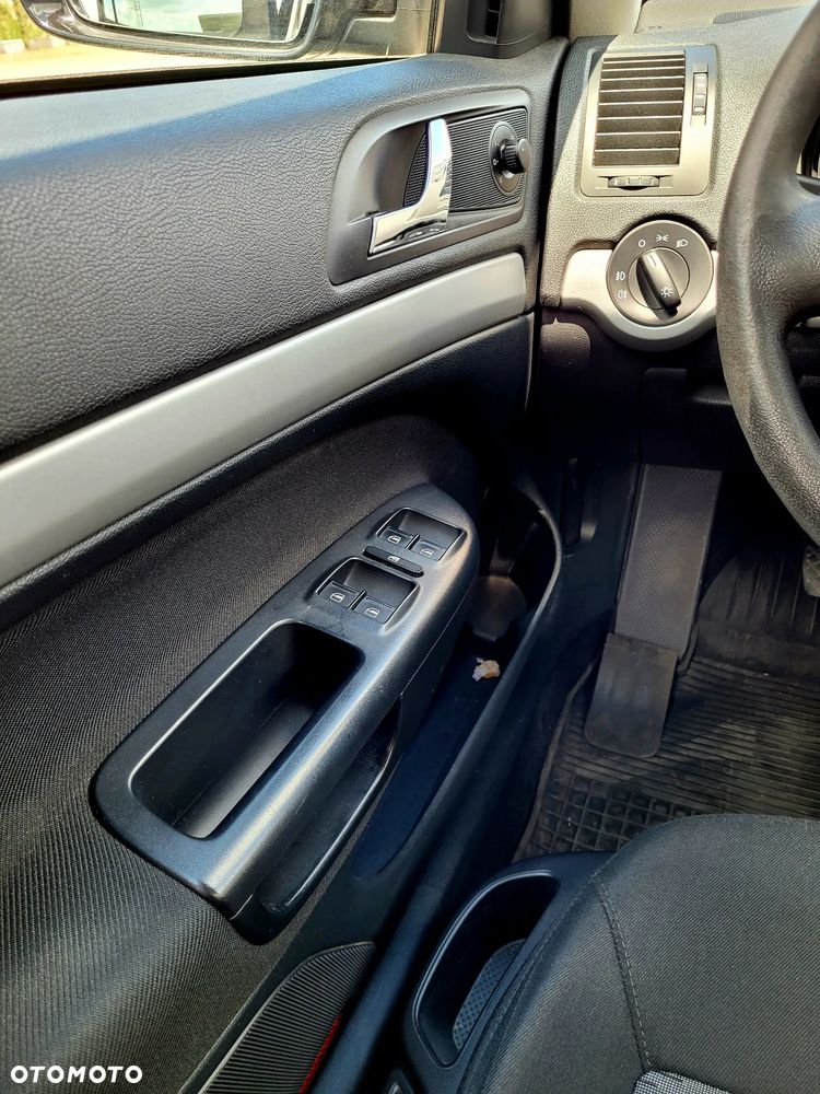 Skoda Octavia 2.0 TDI Ambiente - 6