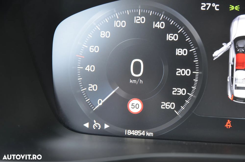 Volvo XC 40 D3 Momentum Pro - 23