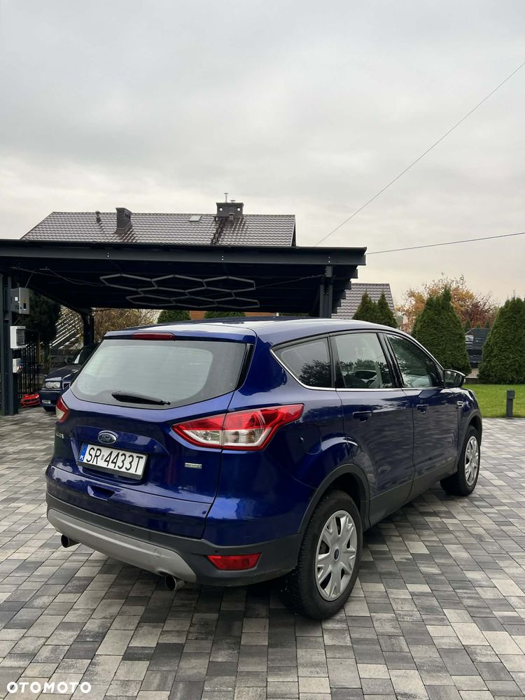 Ford Kuga 1.5 EcoBoost FWD Titanium ASS - 4
