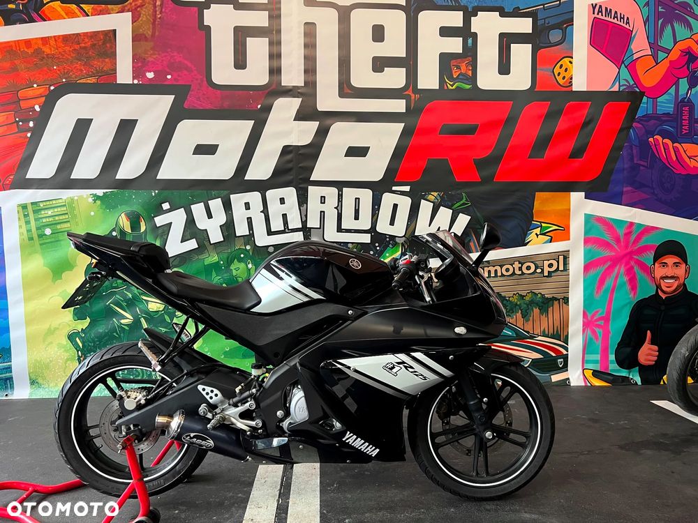 Yamaha YZF - 4