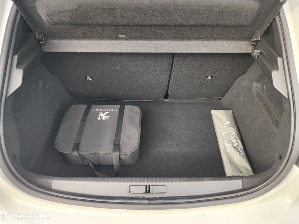 Peugeot e-208 50 kWh Active - 17