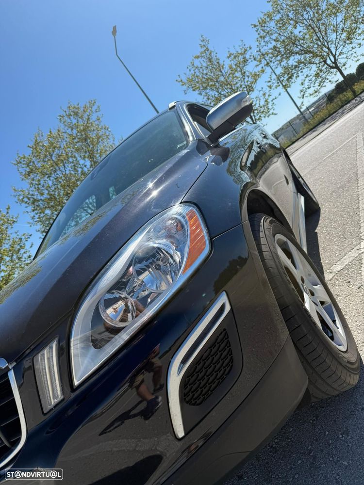 Volvo XC 60 2.4 D5 R-Design AWD Geartronic - 2