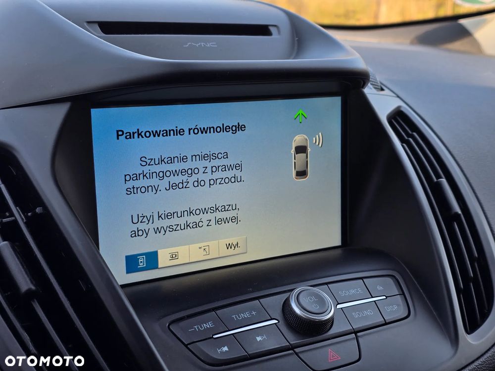 Ford Kuga 1.5 EcoBoost 2x4 Titanium - 8