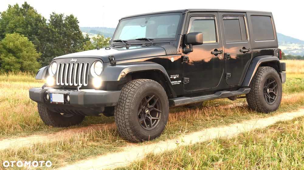 Jeep Wrangler 3.6 Unlim Sahara - 1