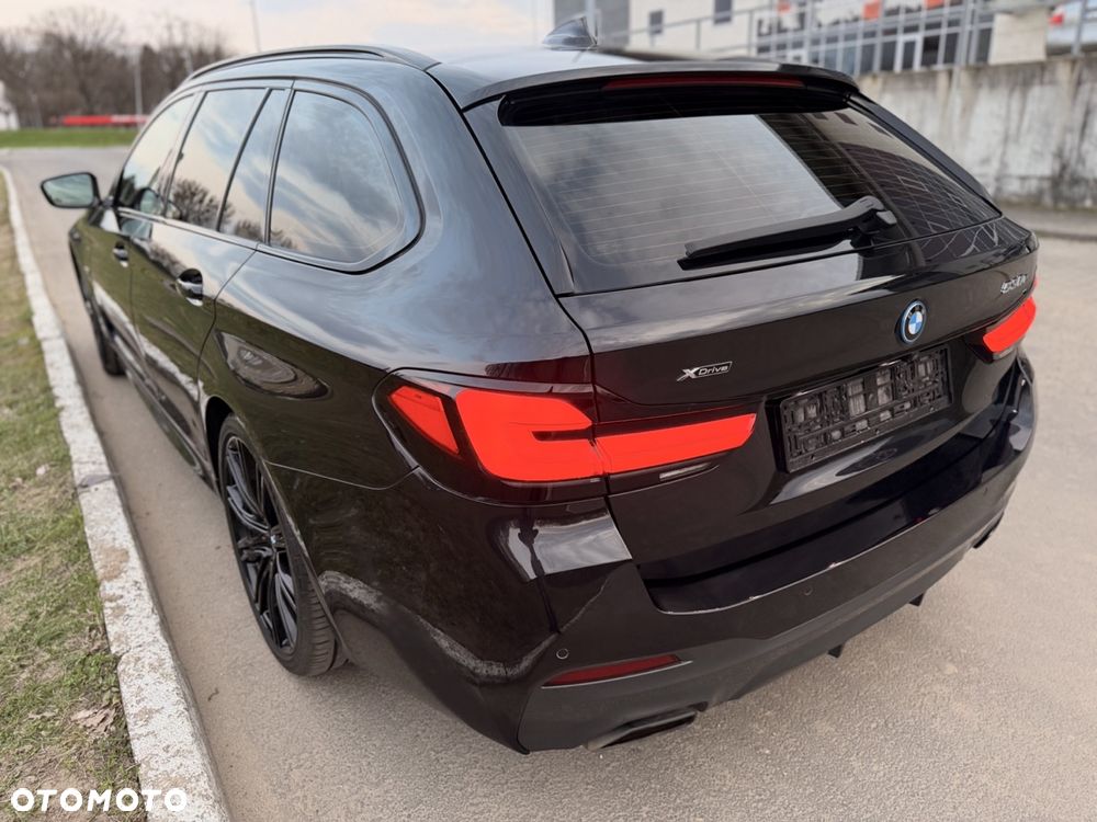 BMW Seria 5 530e xDrive M Sport sport - 9