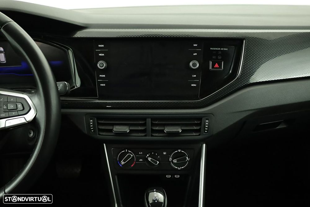 VW Polo 1.0 TSI Urban DSG - 9