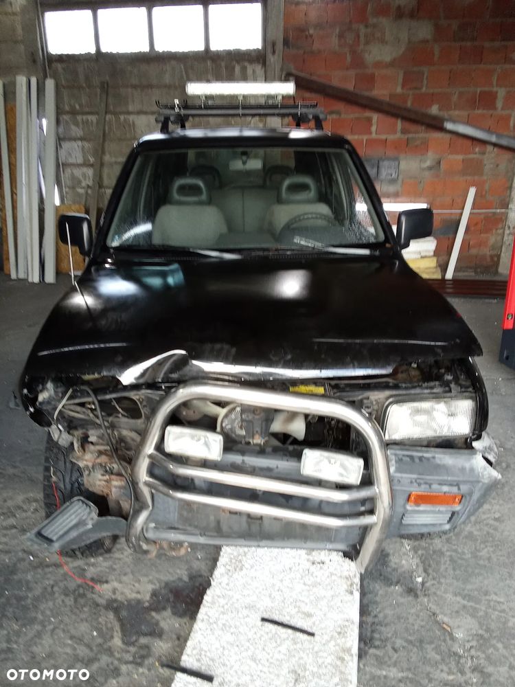 Nissan Terrano Ford Maverick 2.7 td wszystkie części - 2