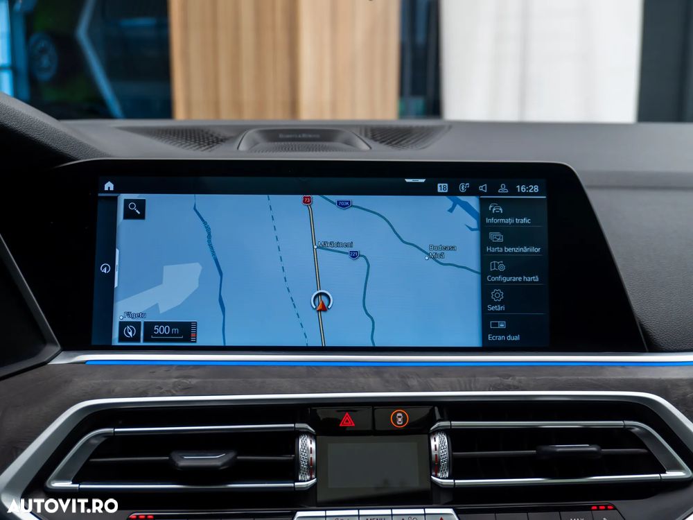 BMW X5 xDrive45e - 34