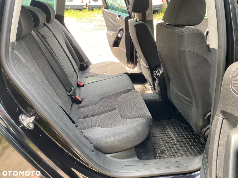 Volkswagen Passat 2.0 TDI DPF DSG Comfortline - 16