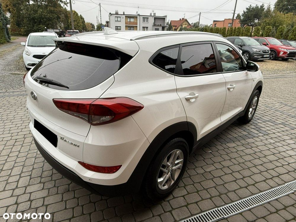 Hyundai Tucson 1.6 GDI BlueDrive Style 2WD - 6