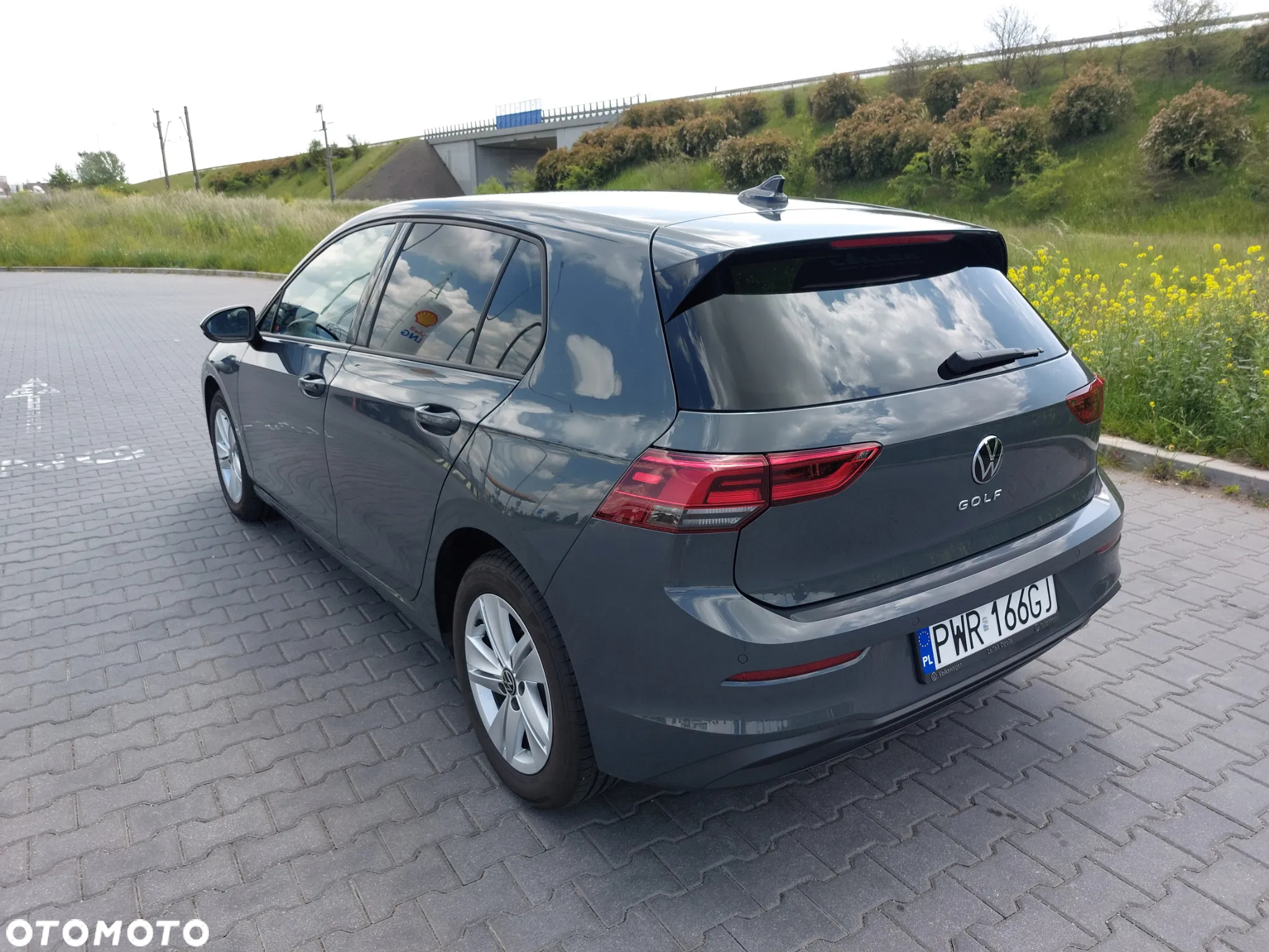 Volkswagen Golf VIII 2.0 TDI Life - 9