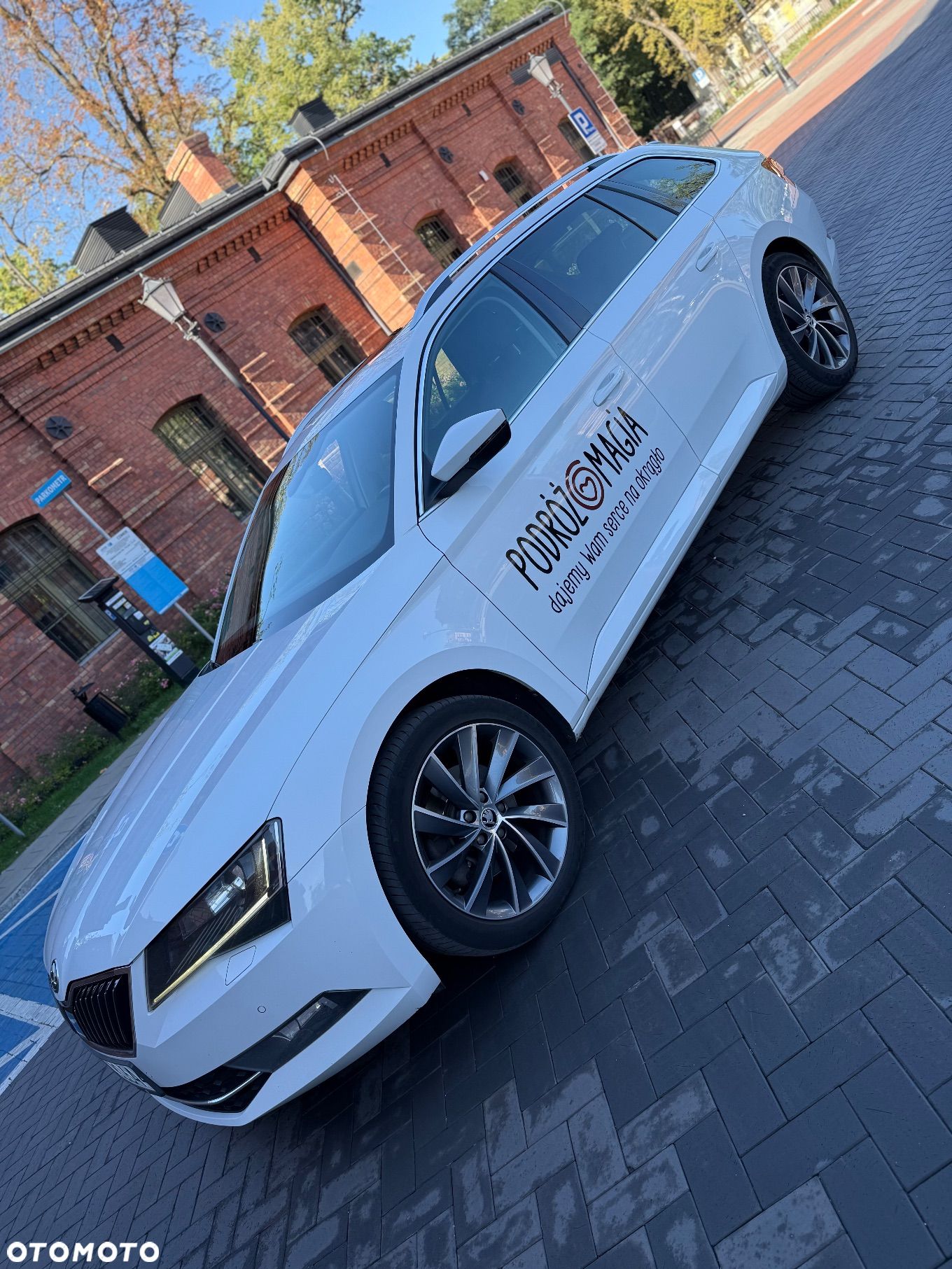 Skoda Superb 2.0 TDI 4x4 Ambition DSG - 1
