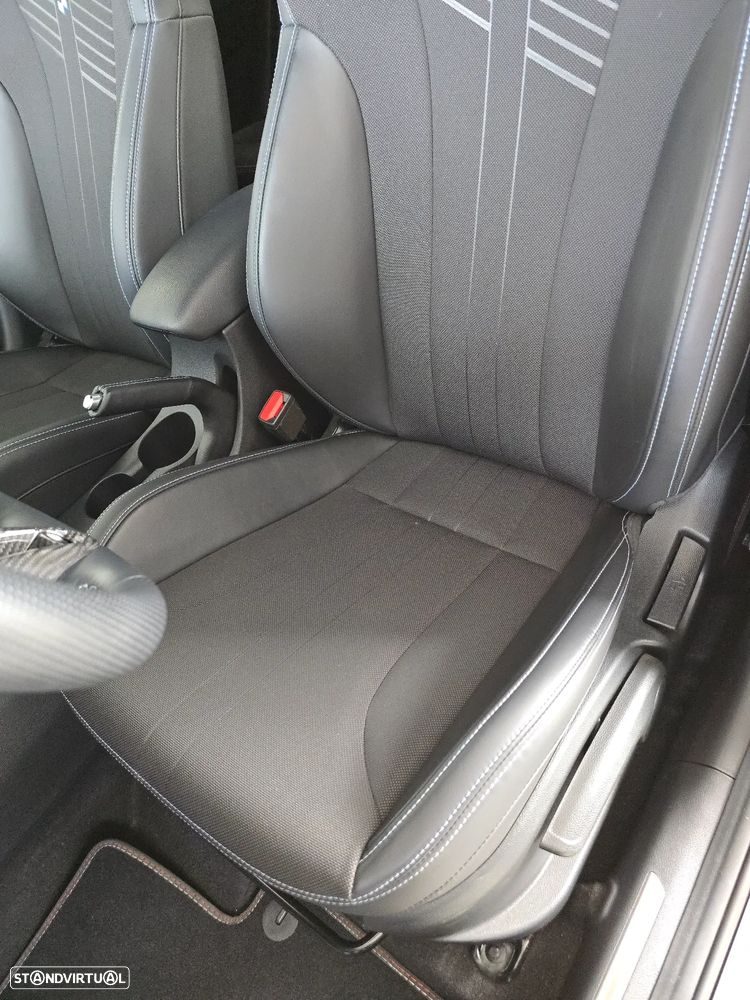 Hyundai i20 N 1.6 T-GDi Performance Pack+TT - 20