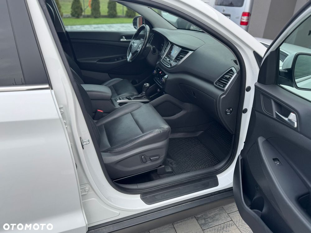 Hyundai Tucson 2.0 CRDI Premium 4WD - 11