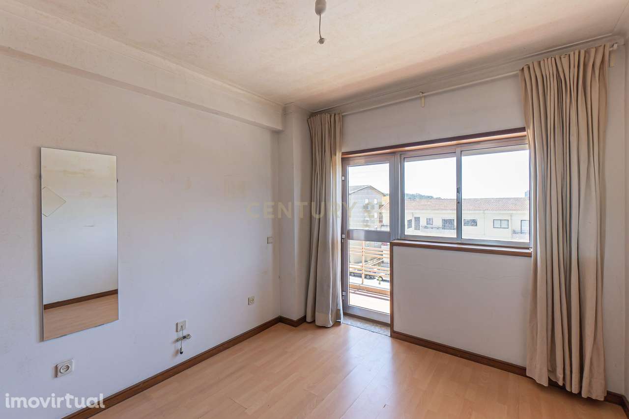 Apartamento T2+1 com Vista Mar, a 1 Minuto da Praia  – Av. Comandante - Grande imagem: 5/32