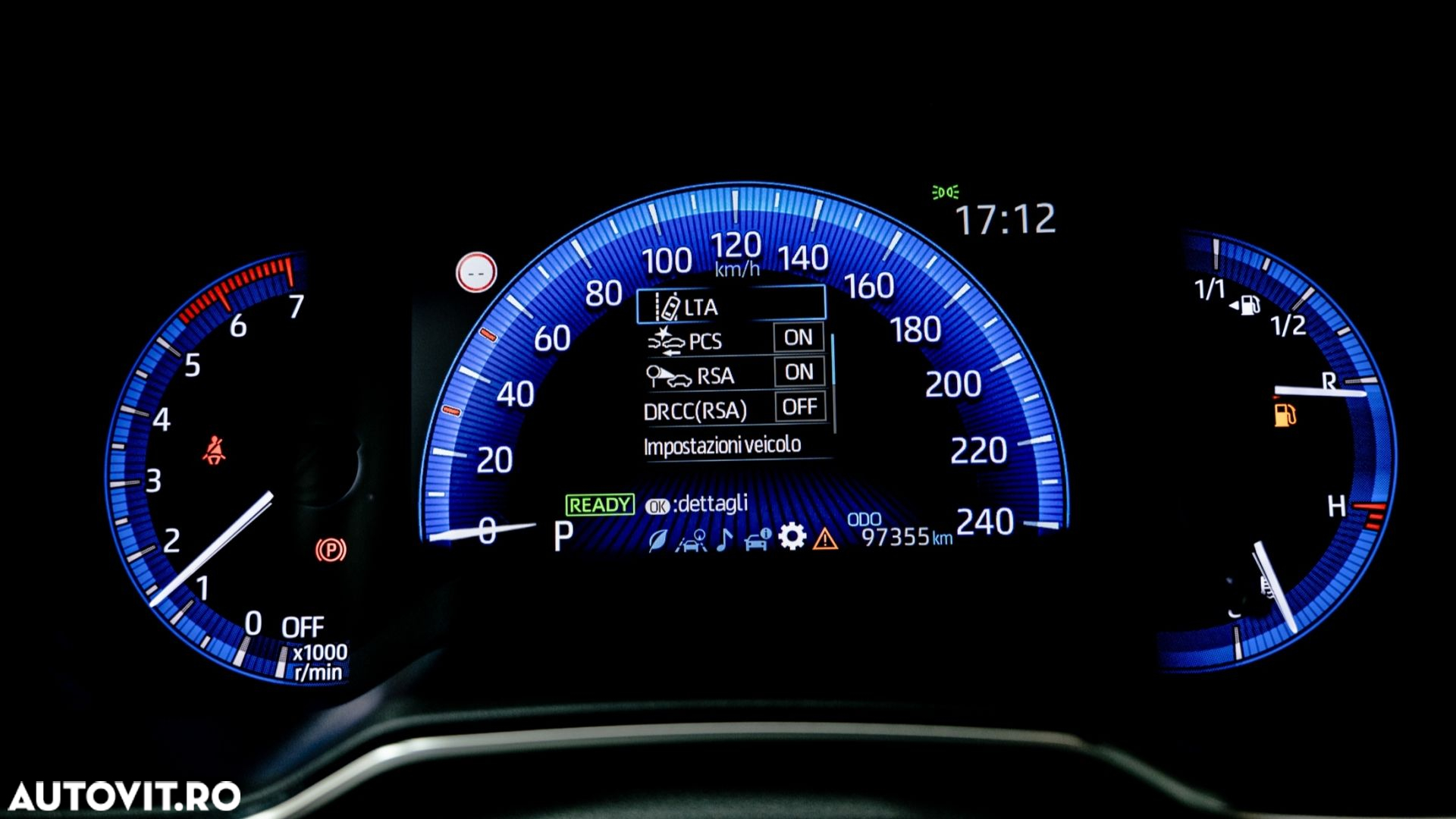 Toyota Corolla 1.8 Hybrid Touring Sports Business Edition - 25