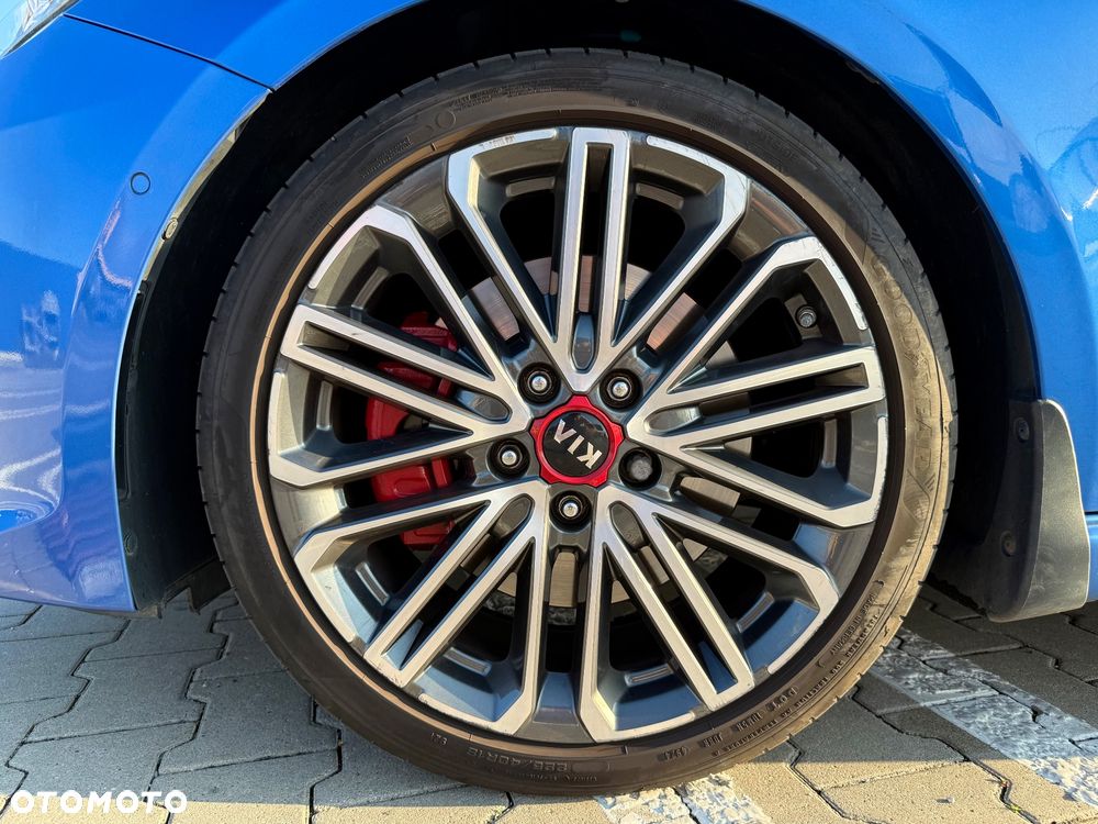 Kia Ceed - 5