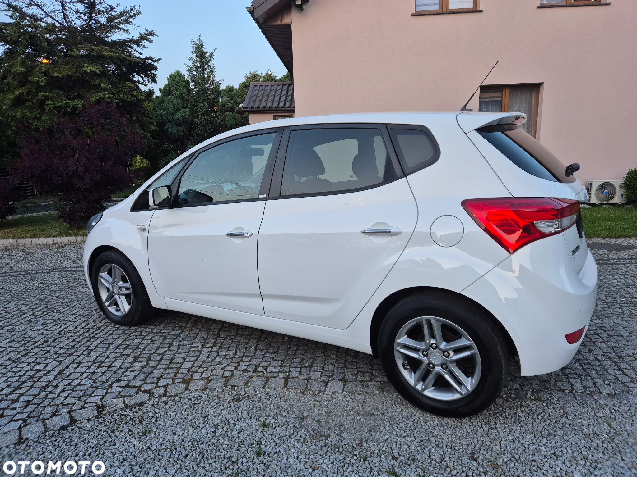 Hyundai ix20 1.4 blue Passion - 22