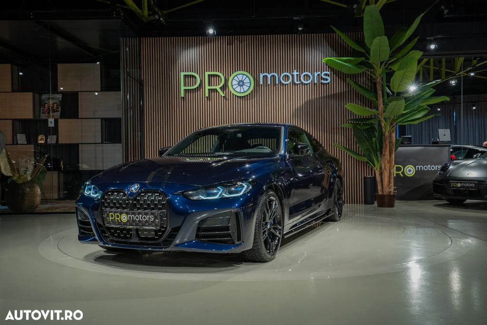 BMW M4 M440i xDrive AT MHEV - 1