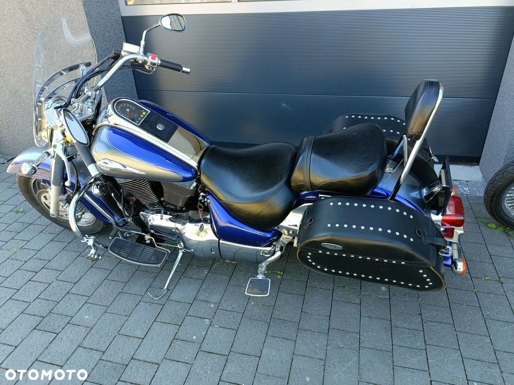 Suzuki Intruder - 9