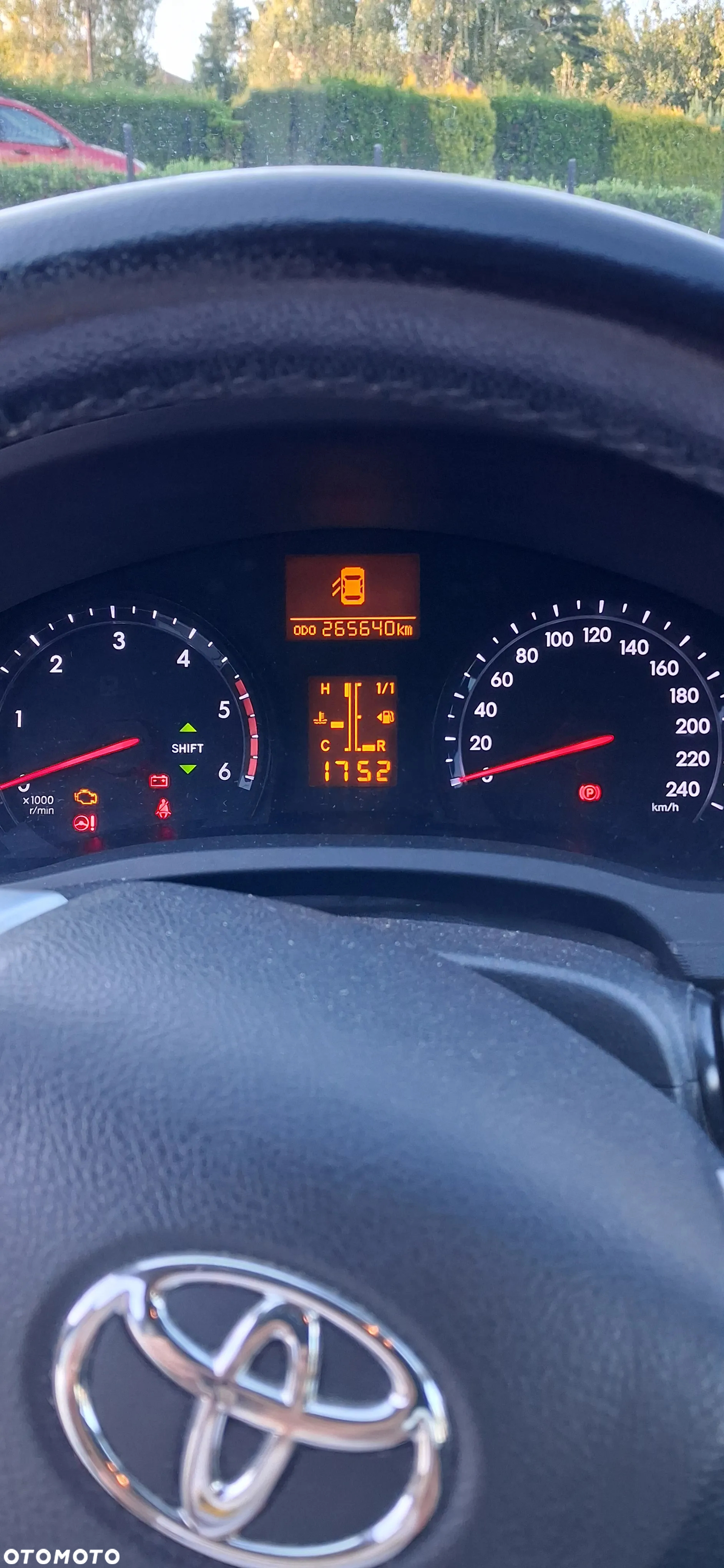 Toyota Avensis 2.0 D-4D Active - 10