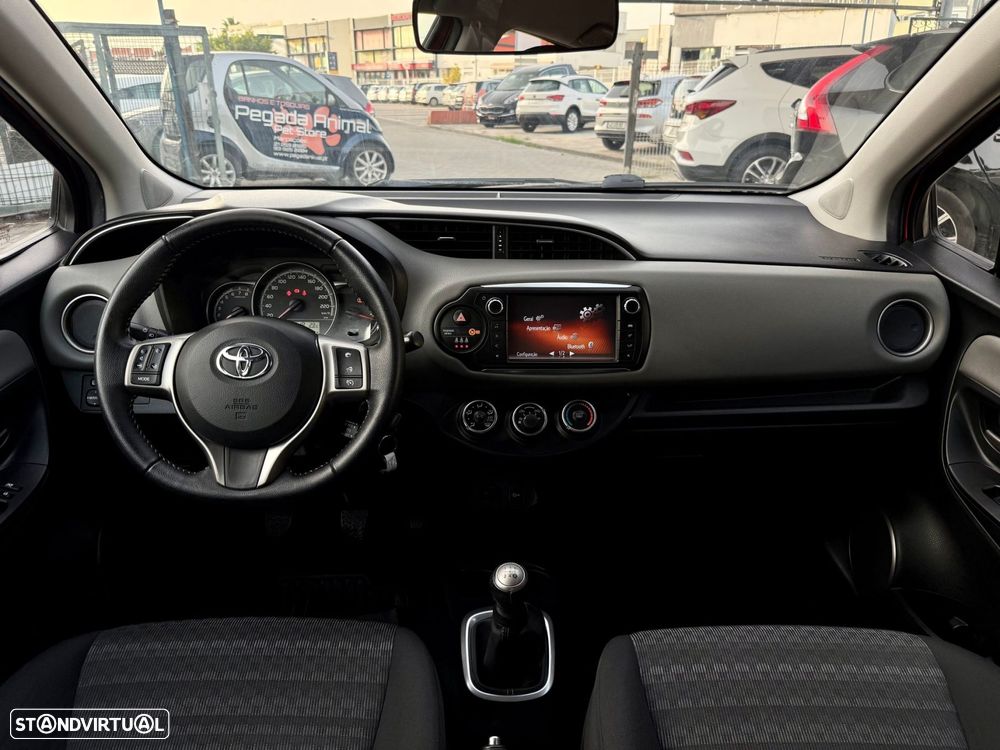 Toyota Yaris - 15
